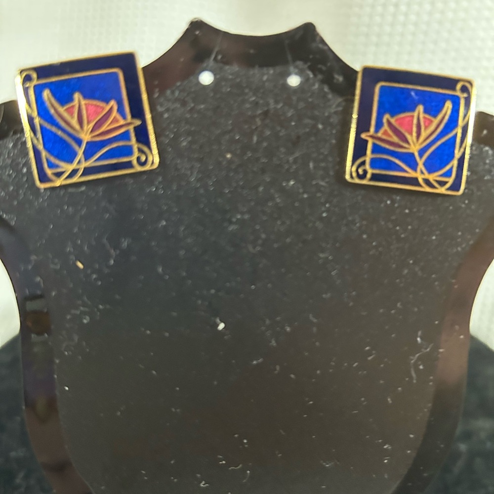 Vintage Isle of Sky cloisonné enamel floral earrings